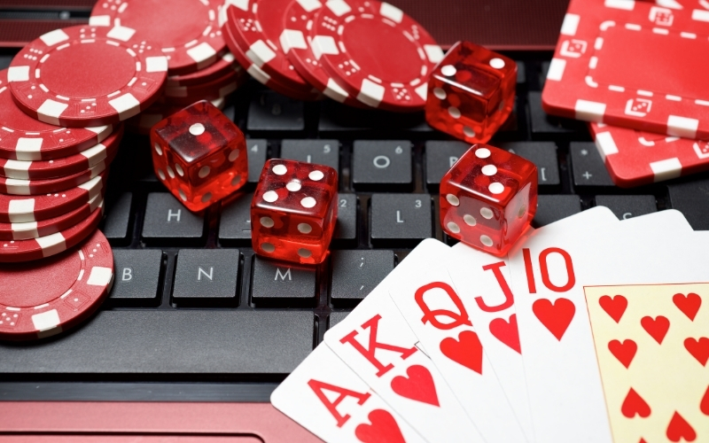 Kỹ thuật kiểm soát biểu hiện và Poker Face chuyên nghiệp
