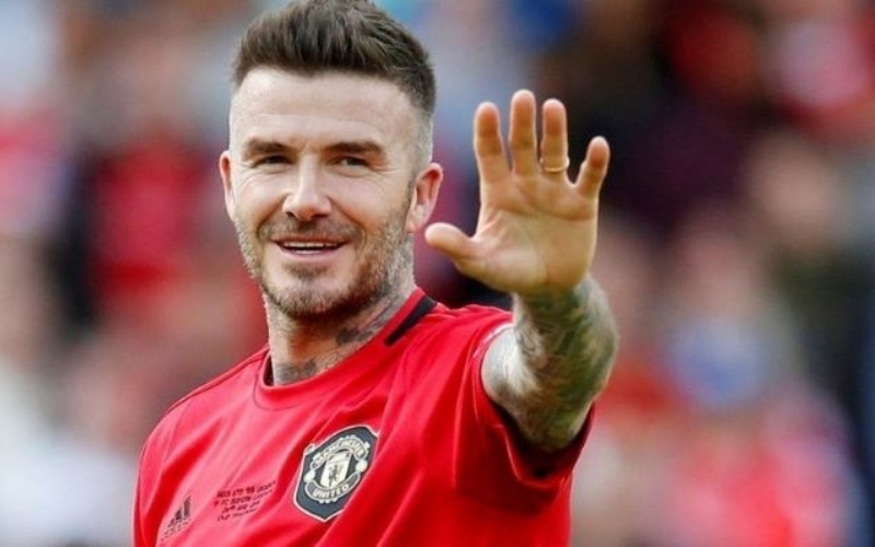 Cách David Beckham biến kỹ thuật sân cỏ thành biểu tượng thương mại