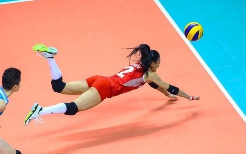 Cách xử lý những đường bóng sống tầm thấp khéo léo của các Libero xuất sắc